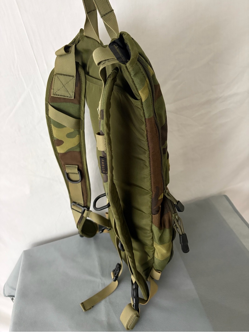 CamelBak Maximum Gear Camo Hydration Pack Backpack (F183) - Picture 15 of 16